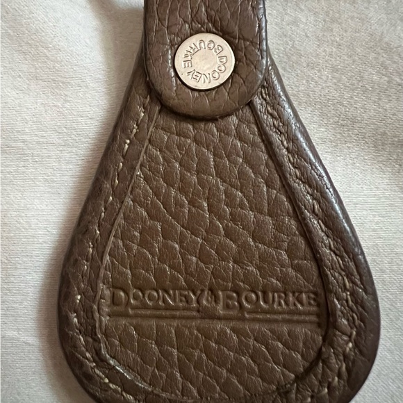 NIB Dooney and Bourke set, brown leather + canvas keychain and wristlet. Logo - Picture 5 of 9